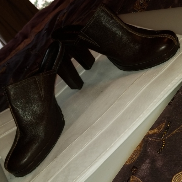 Enzo Angiolini Brown 3 1/2-4 in slip on mules - Picture 1 of 5